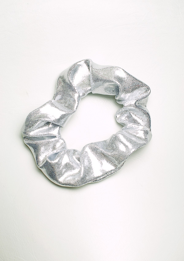 Schrunchie silver wetlook