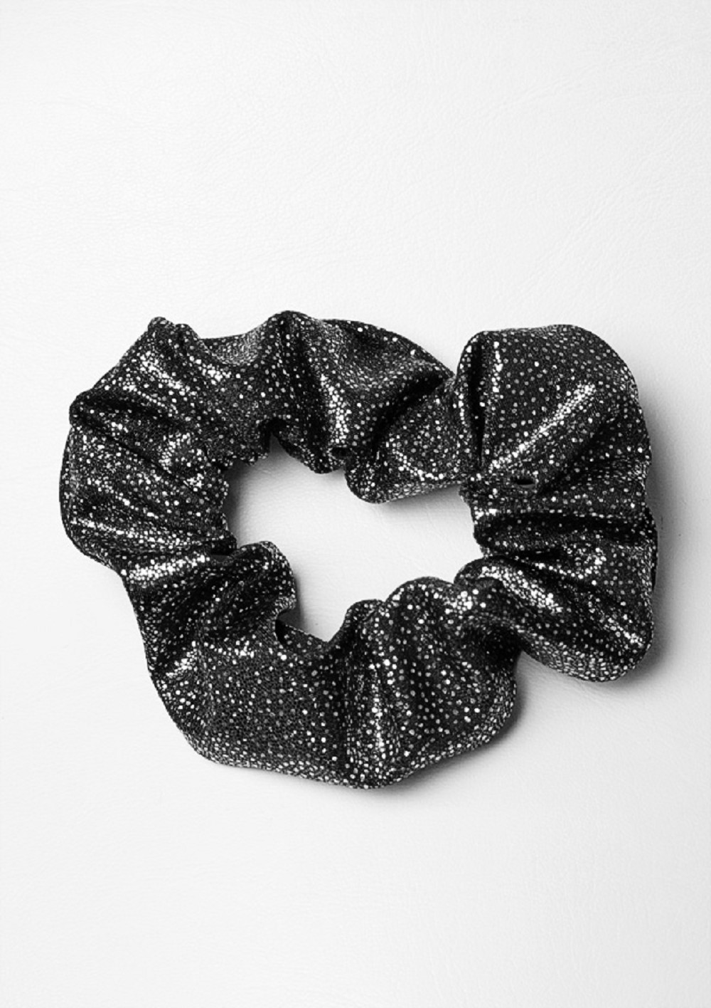 Schrunchie black-silver wetlook