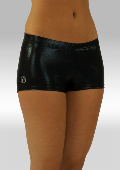 Model; hotpants